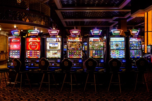 Игровые автоматы deluise gb casino флеминг казино руаяль